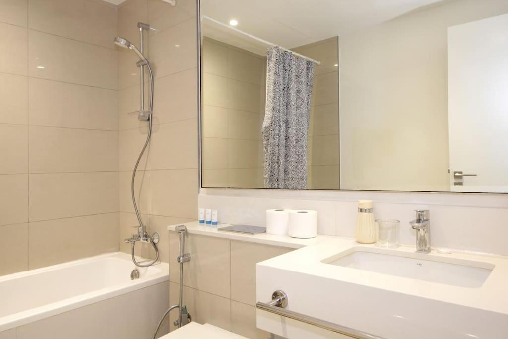 Appartement Hills Dreamin Spacious 1br With Balcony