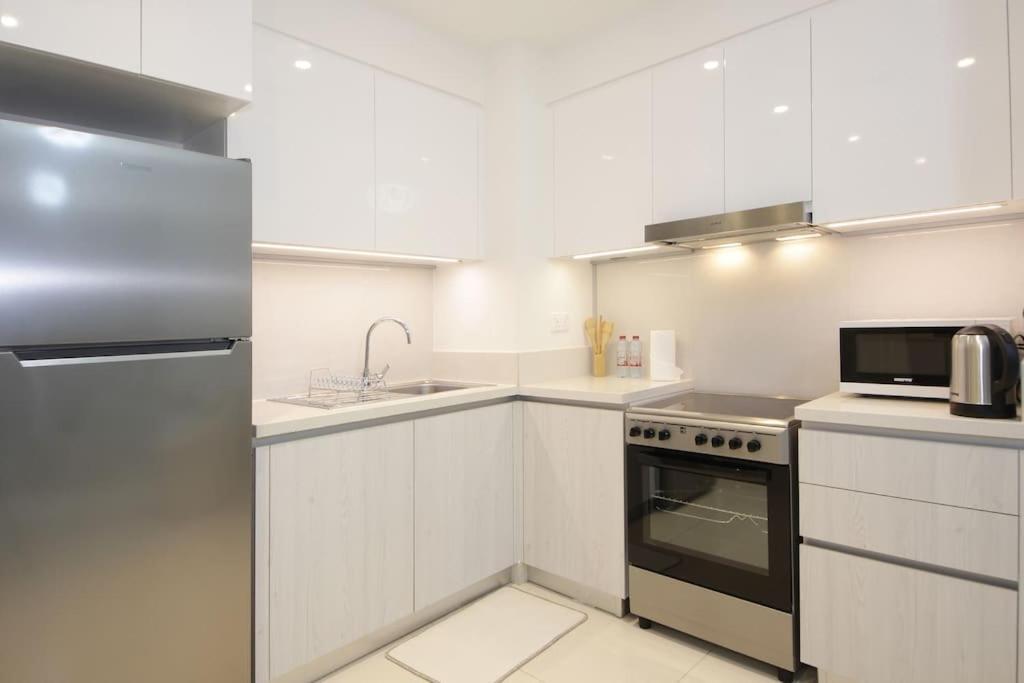 Appartement Hills Dreamin Spacious 1br With Balcony Dubaï