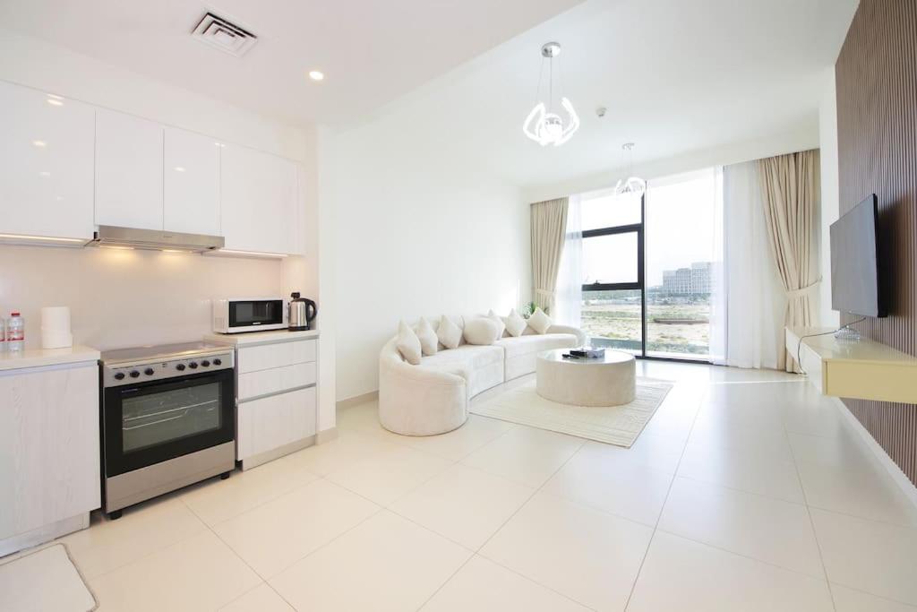 Appartement Hills Dreamin Spacious 1br With Balcony *