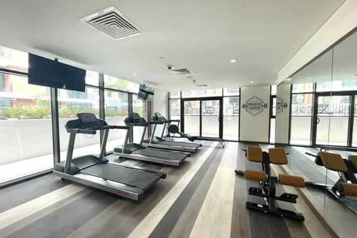 Hills Dreamin Spacious 1br With Balcony Appartamento